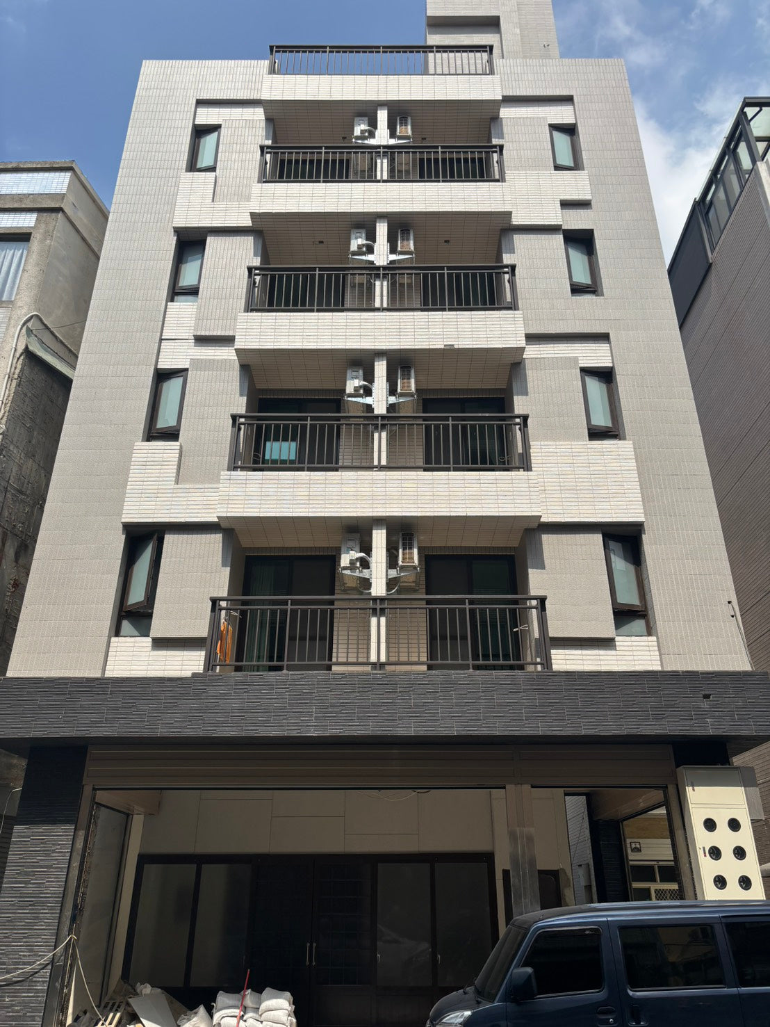 台中西區四維街 新建透天